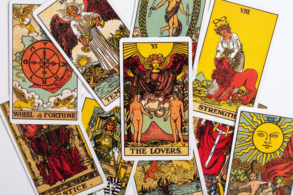 Is Tarot Card Reading Based on Astrology?